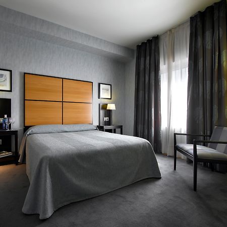 Hotel Macia Real De La Alhambra Granada Bilik gambar
