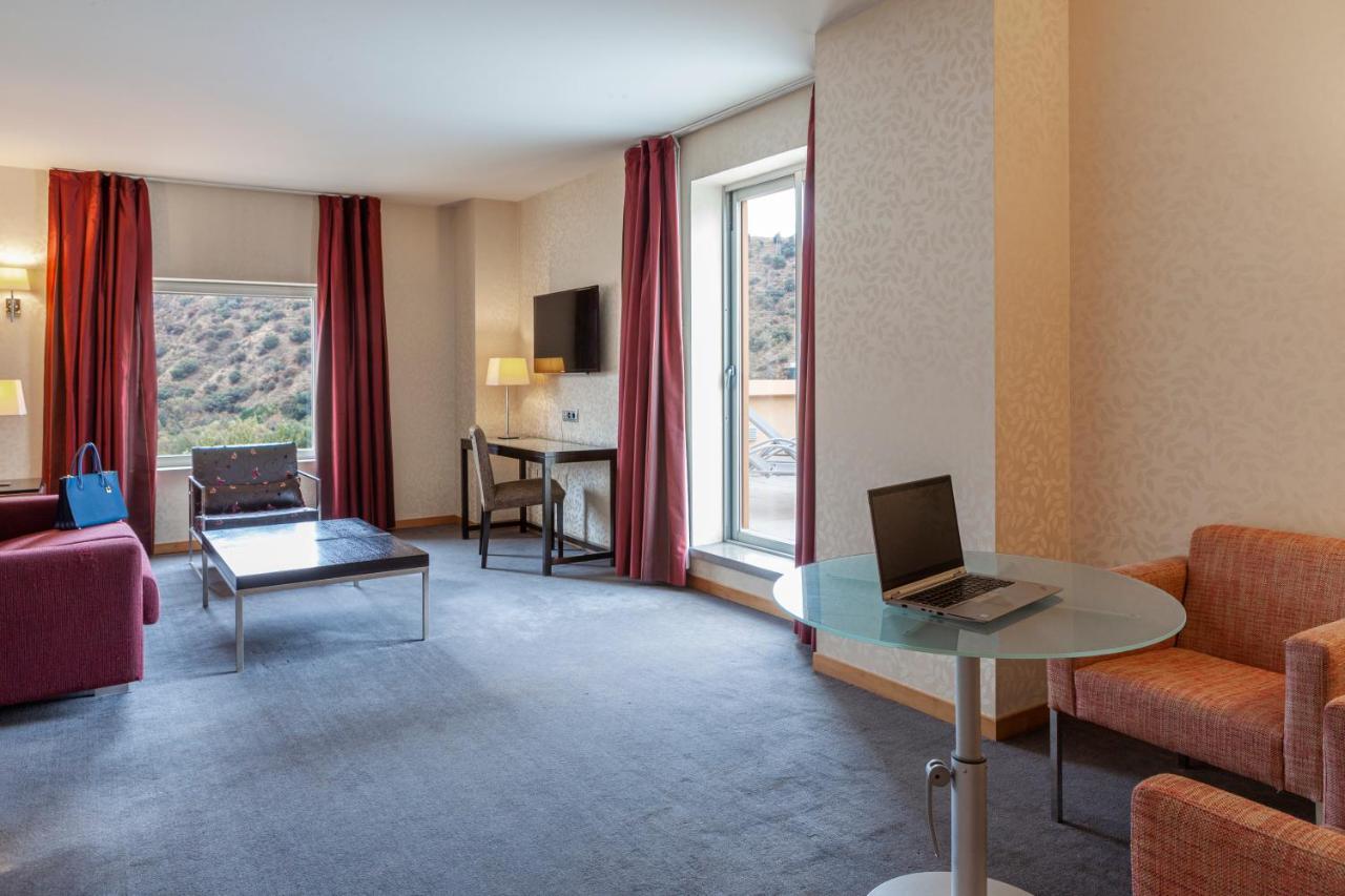 Hotel Macia Real De La Alhambra Granada Luaran gambar